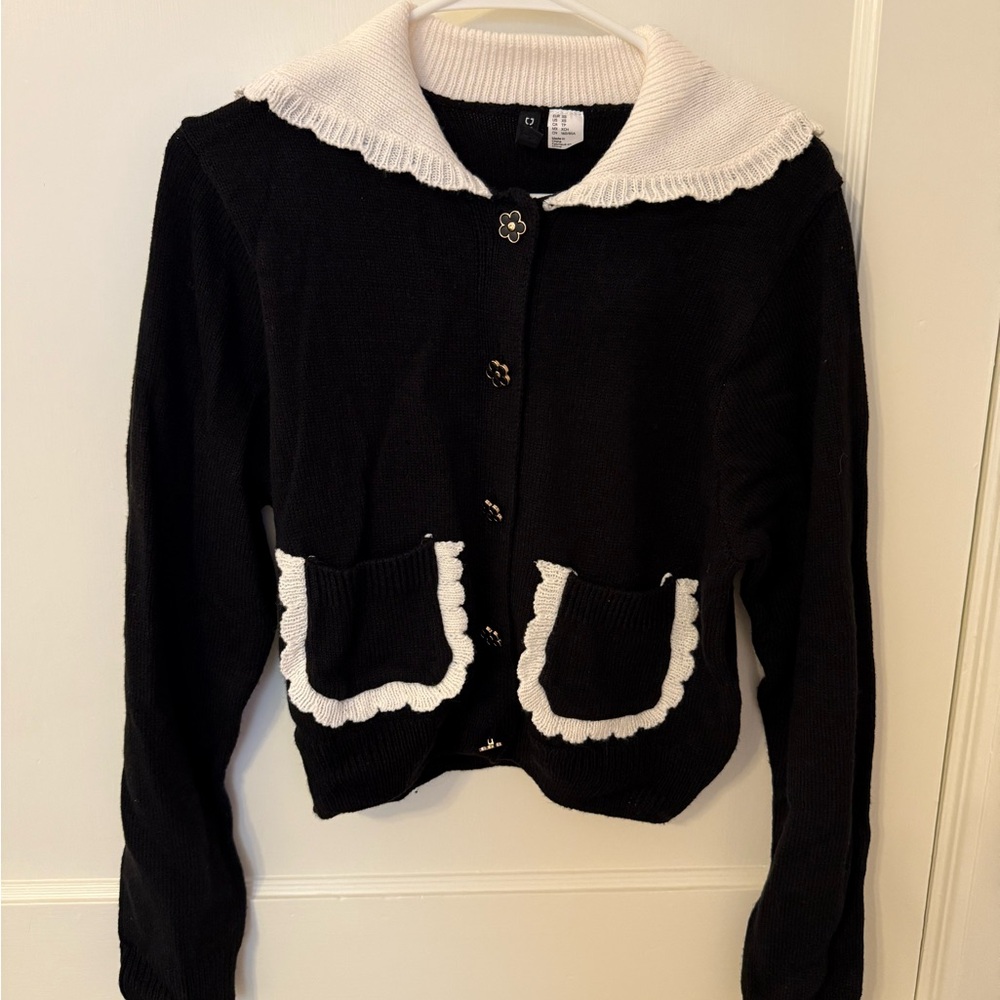 H&M Black and White Knit Cardigan